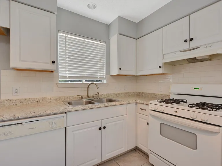 6020 Westcreek Dr #A — Photo 9