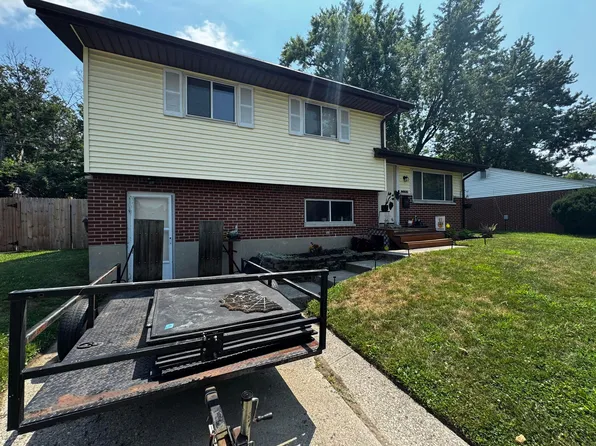 2148 Grice Ln, Dayton, OH 45429