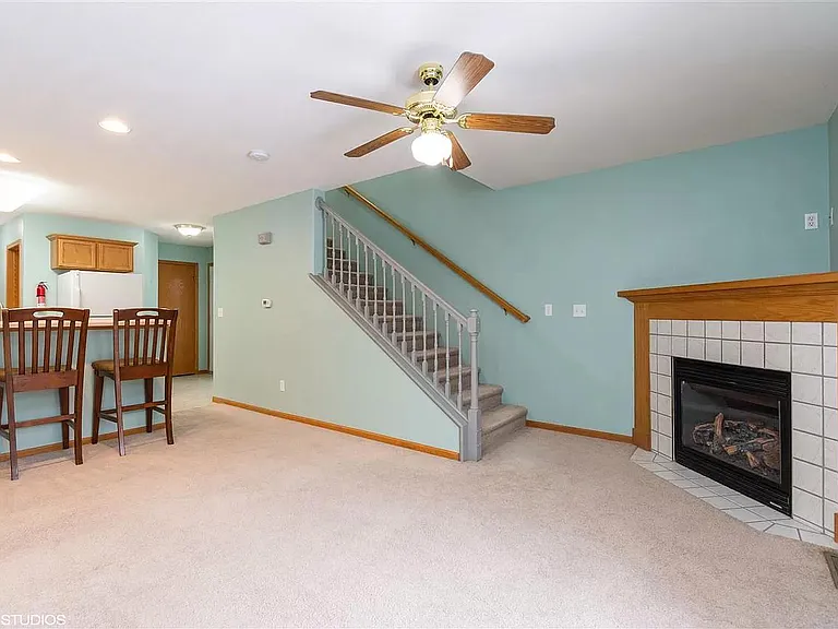 660 Magnolia Ln #1 — Photo 5