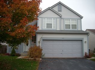 613 N White Ln, Hainesville, IL