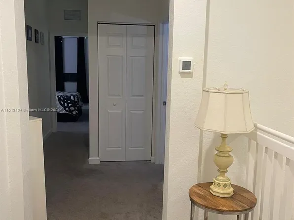 10920 W 33 Street Ln, Hialeah, FL 33018