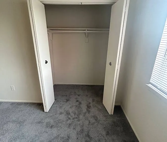 Southview Town Homes, LLC — Photo 23