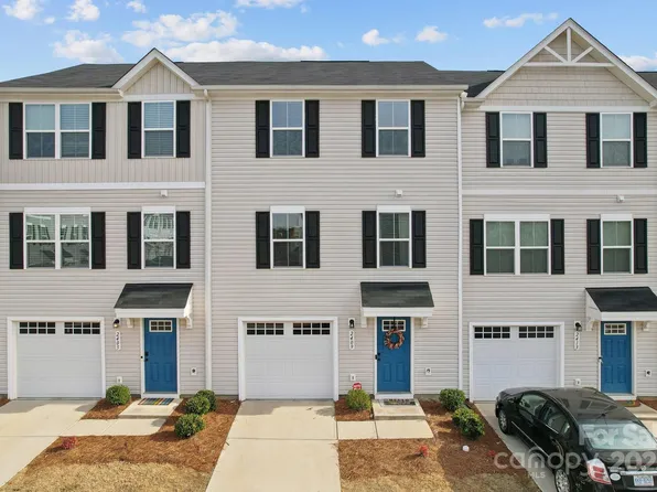 2409 Fathom Way, Charlotte, NC 28269