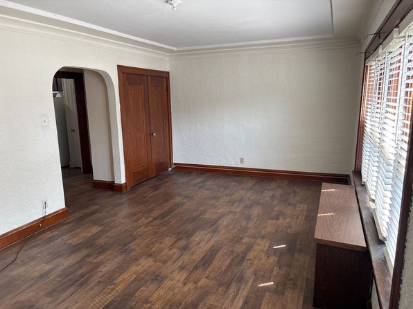 3066 N 49th St APT 5