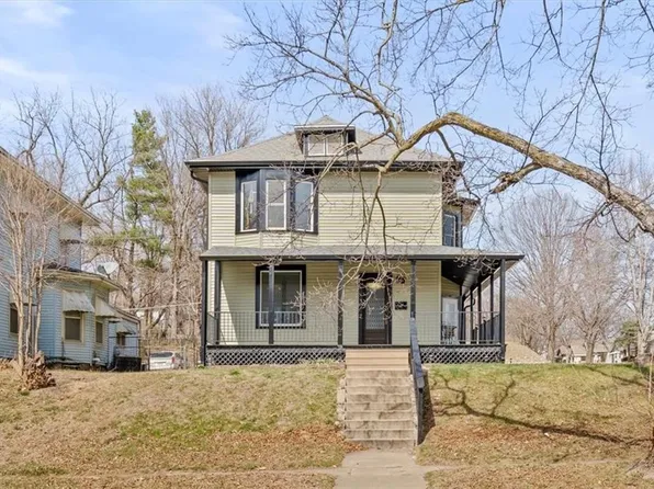 2721 Faraon St, Saint Joseph, MO 64501