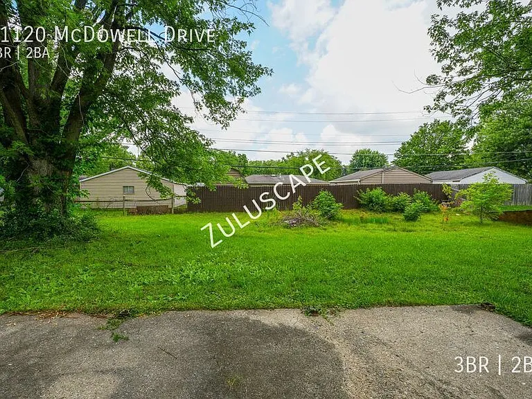 11120 McDowell Dr — Photo 20