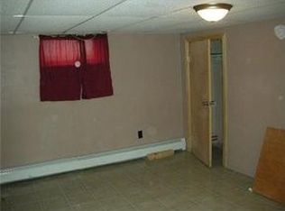 110 Bracken St, Cranston, RI 02920