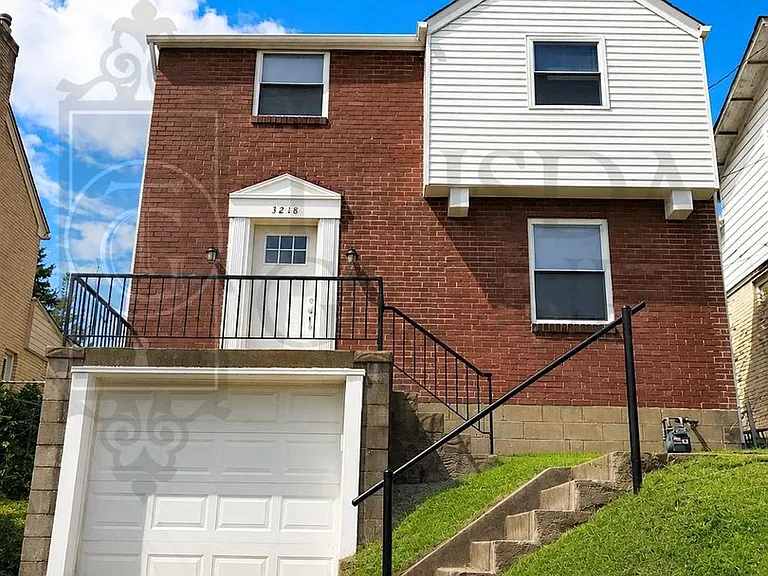 3218 Glendale Ave — Photo 2