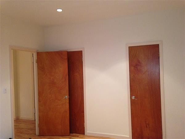 2nd image of 514 W 211th St APT 2E