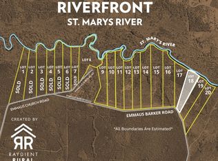 18 Emmaus Barker Rd, Saint George, GA 31562