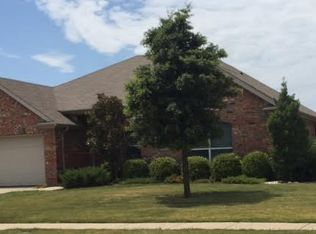 251 Cedar Crest Dr, Justin, TX 76247