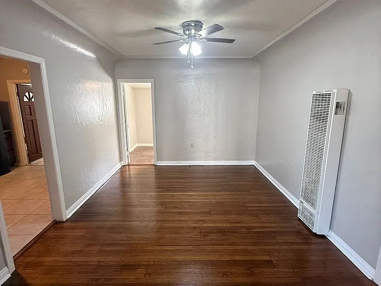 4926 Baltimore Dr — Photo 10