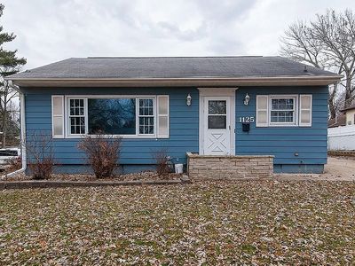 1125 Washington Dr, Marion, IA, 52302