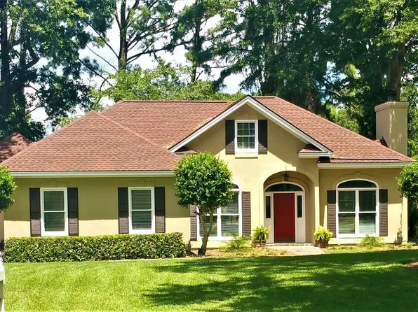 23 Twelve Oaks Dr, Savannah, GA 31410