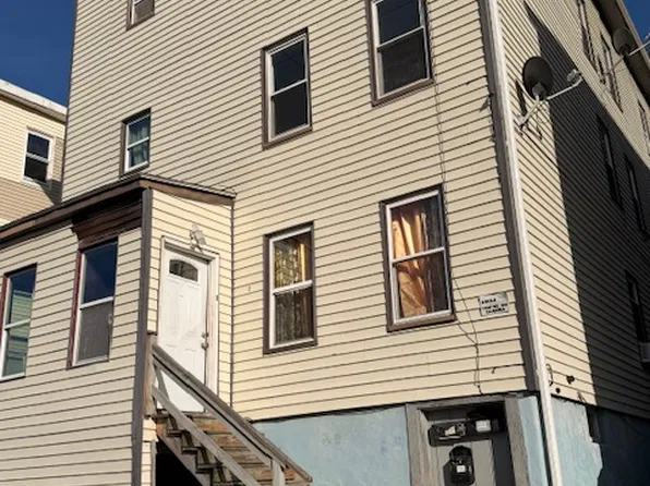5 Blake St #2, Worcester, MA 01604