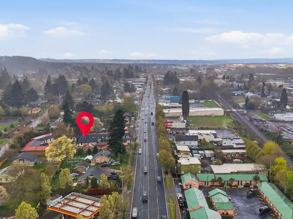 11324 NE Sandy Blvd, Portland, OR 97220