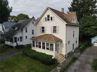 111 Rockview Ter, Rochester, NY 14606