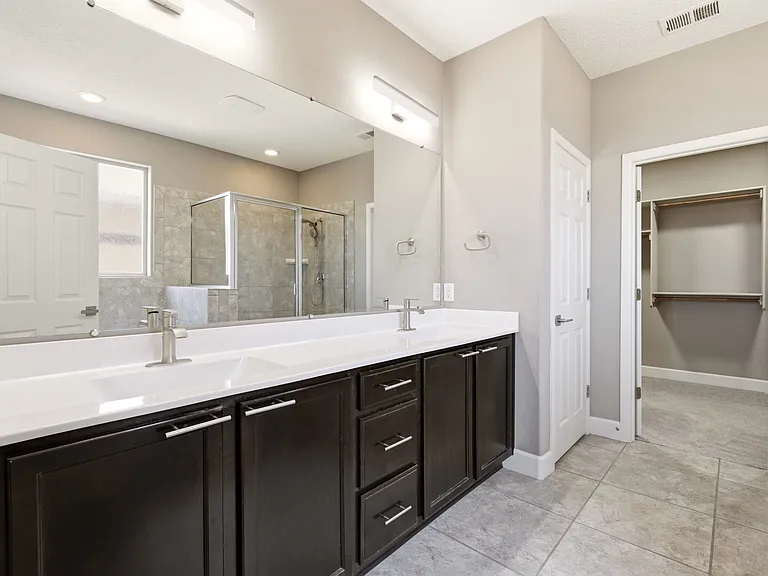 1504 Challedon Dr SE — Photo 42
