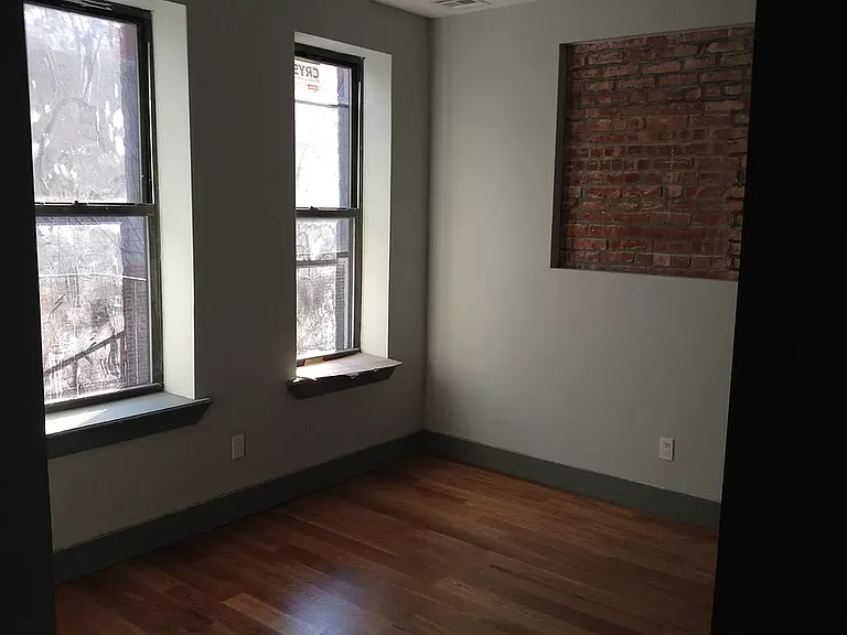 106 Grattan St #3B — Photo 5