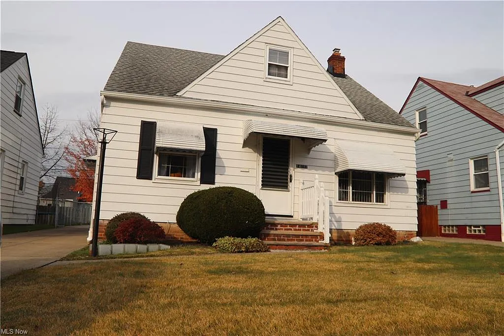 14113 Reddington Ave photo 1
