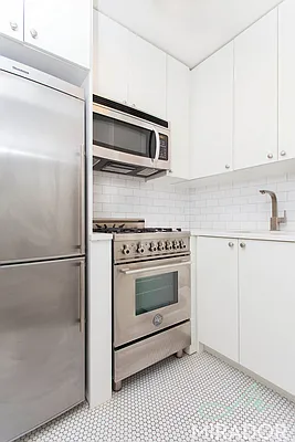 Rented by Mirador Real Estate | media 20