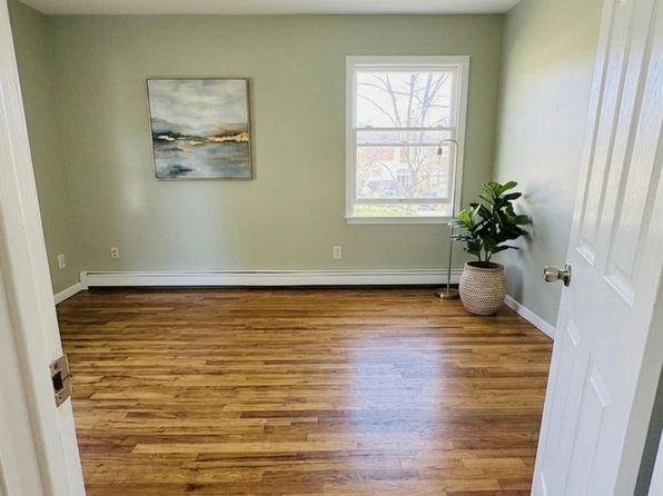 209 Netherwood Ave #1