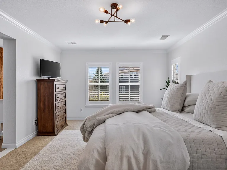 6726 S Quantock Way — Photo 43