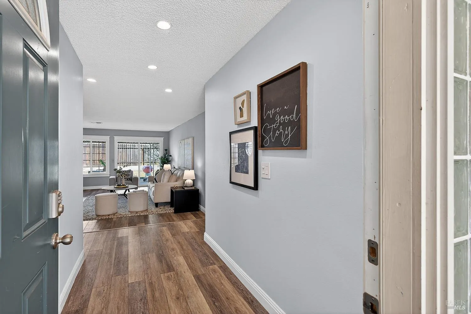 432 Chelsea Way photo 1
