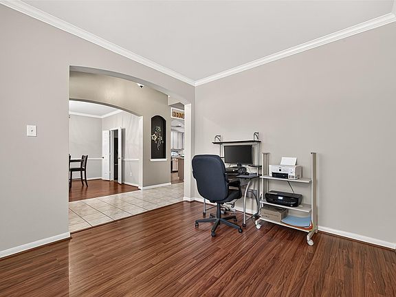 3rd image of 3006 April Wind Dr
