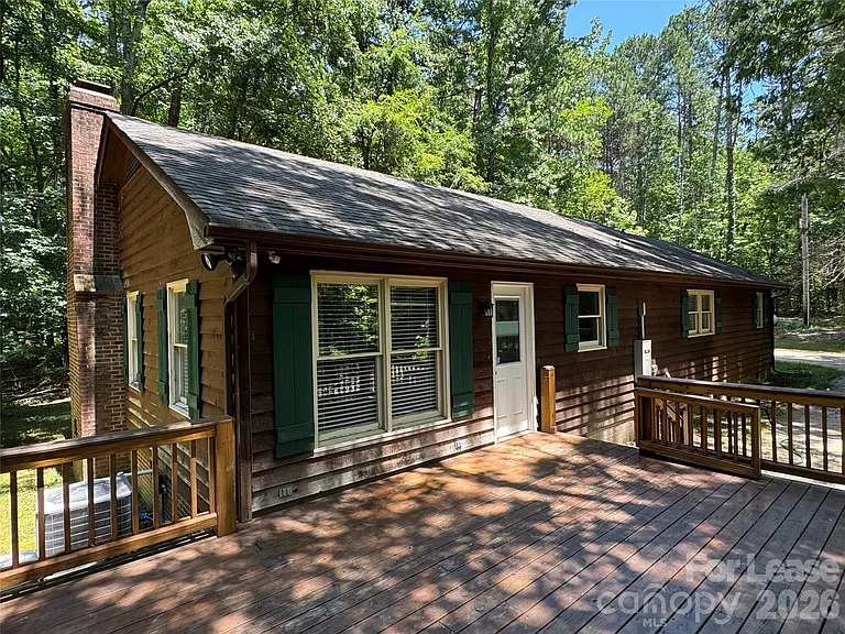 219 Lark Field Dr — Photo 4