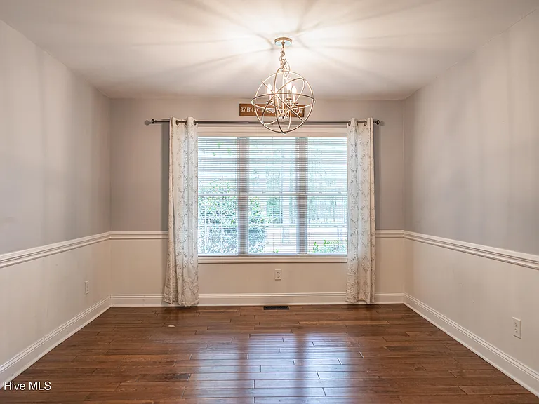104 Juniper Creek Blvd — Photo 18