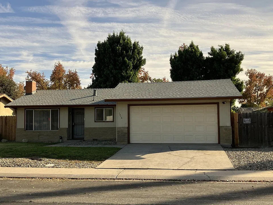 1616 Marston Way