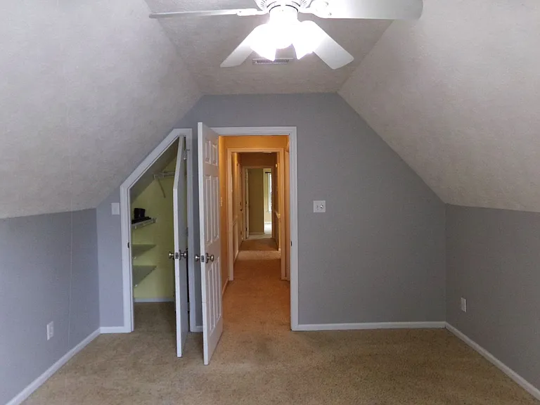 711 Barney Fones Dr — Photo 29