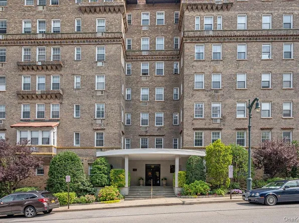 16 N Chatsworth Avenue #606, Larchmont, NY 10538