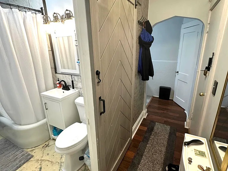 26 Chiswick Rd #18 — Photo 8