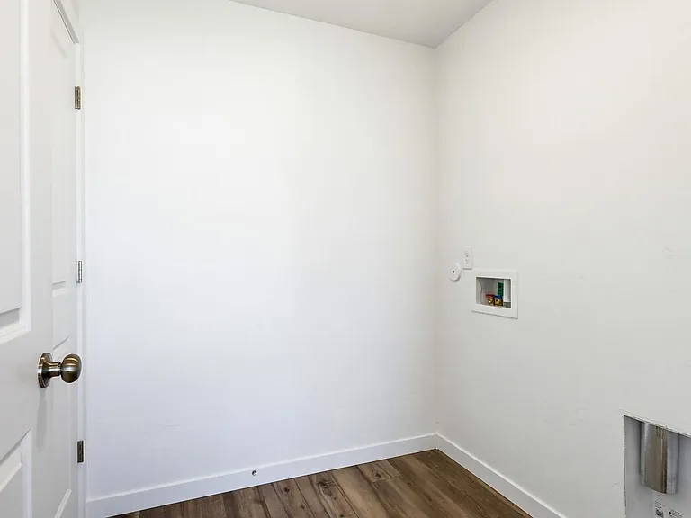 15290 Nimbus Way — Photo 31