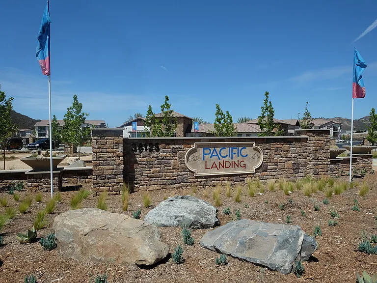 Pacific Landing — Photo 34