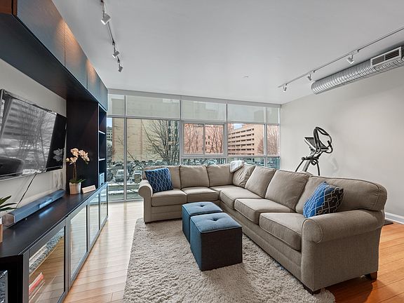 4th image of 100 E Gay St Unit 204