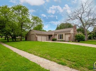 5901 SW 24th Ter, Topeka, KS 66614