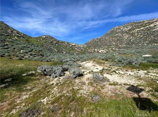 8 Flanders Rd, Riverside, CA 92507