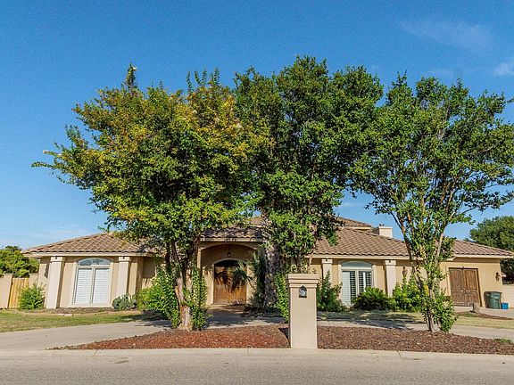 2nd image of 313 Quail Creek Dr