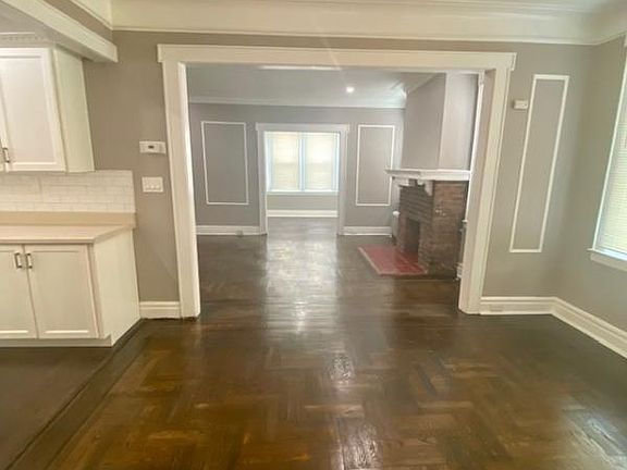5th image of 46 Monticello Ave