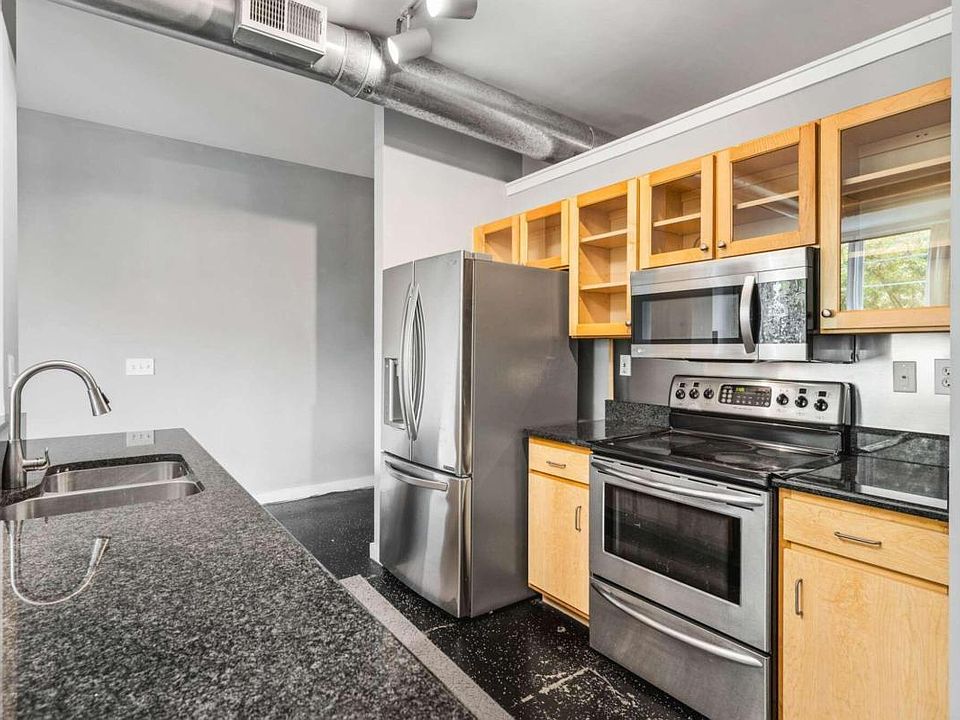 1st image of 800 Peachtree St NE APT 8313