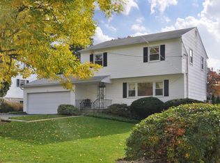 114 Middleton Pl, Bronxville, NY 10708