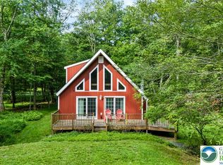 161 Linden Loop, Pocono Summit, PA 18346