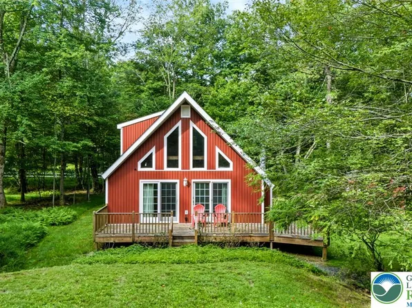 161 Linden Loop, Pocono Summit, PA 18346