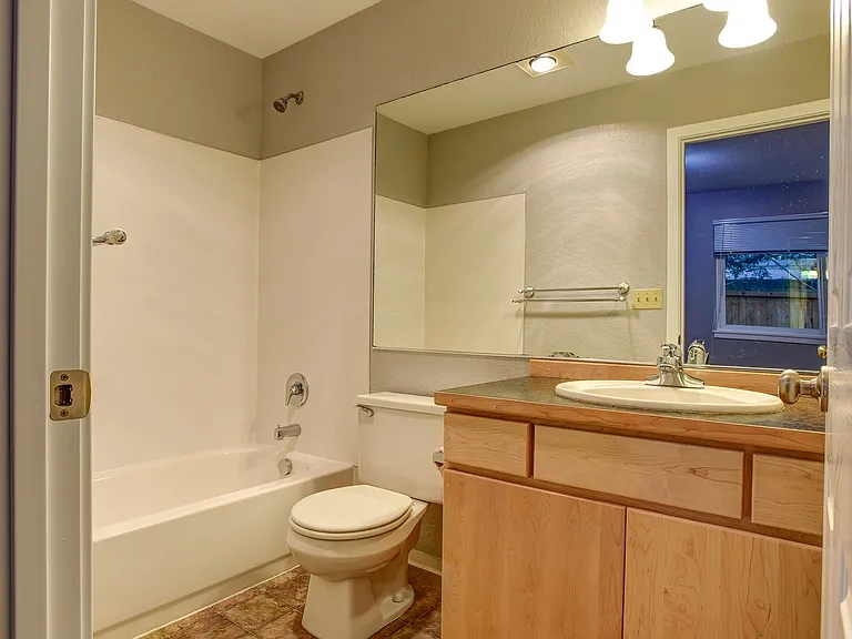 20301 19th Ave NE #911 — Photo 14