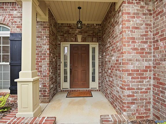 3rd image of 146 Legacy Cove Dr