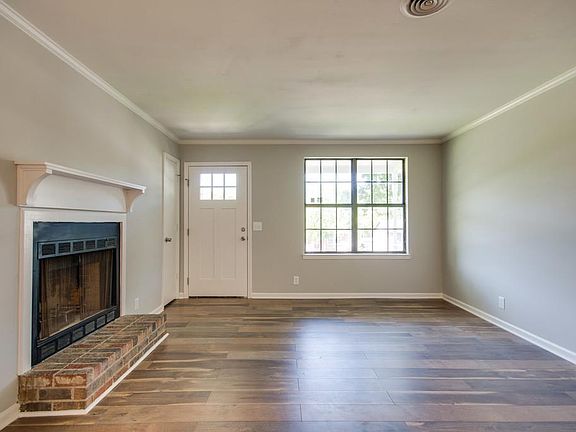 5th image of 3736 Brickmont Dr