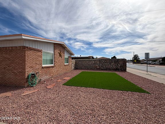 2nd image of 10258 Saigon Dr